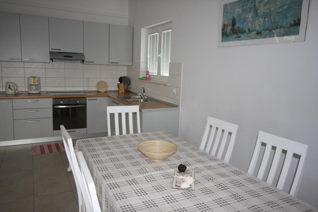 Mimice Bay Apartments Luaran gambar