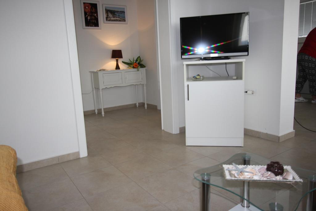 Mimice Bay Apartments Luaran gambar